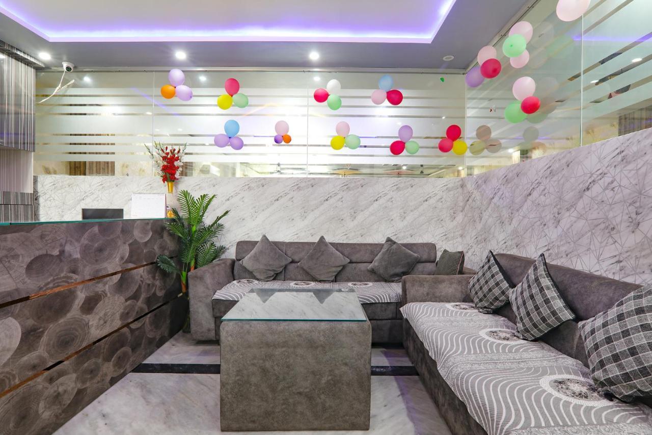 Fabexpress Ss Grand Hotel Banthra Sikandarpur Exterior foto
